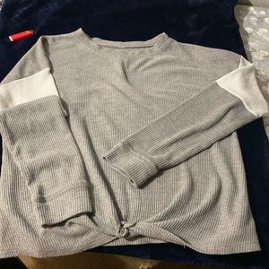 Gray top w knot detail